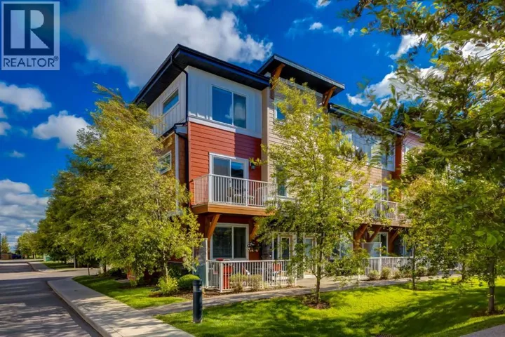 17, 111 Rainbow Falls Gate, Chestermere, Alberta T1X0Z4