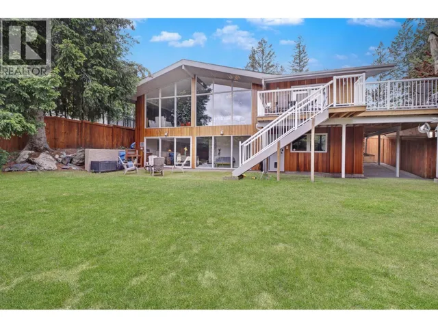712 17 Avenue, Cranbrook, British Columbia V1C3B7