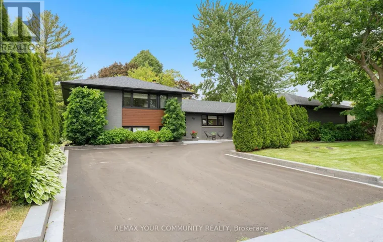 48 ROYAL ROAD, Aurora (Aurora Village), Ontario L4G1A9