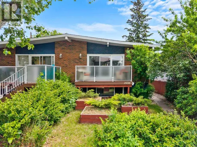 2530 16A Street NW, Calgary, Alberta T2M3R4