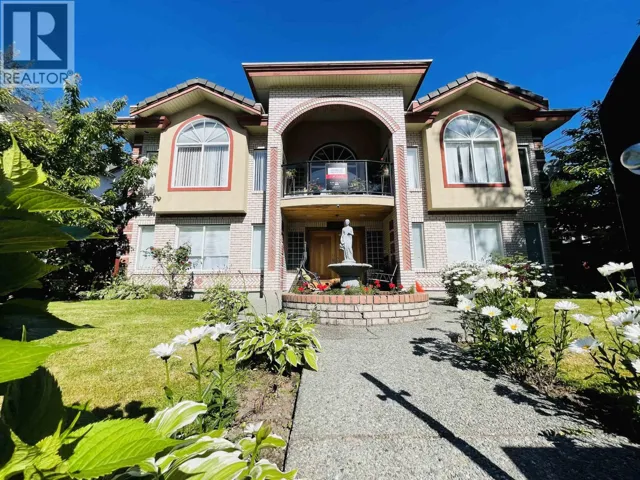 37979 FIFTH AVENUE, Squamish, British Columbia V8B0A6