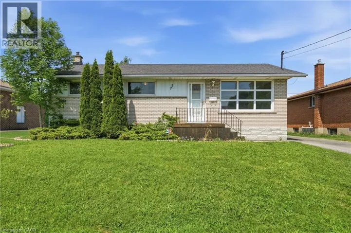 127 WELLINGTON Street, Welland, Ontario L3B1B2