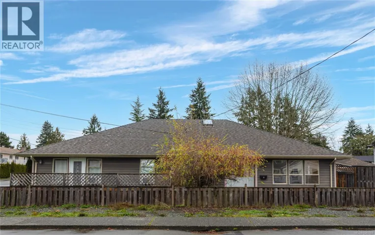 1126 18th St, Courtenay, British Columbia V9N7J8