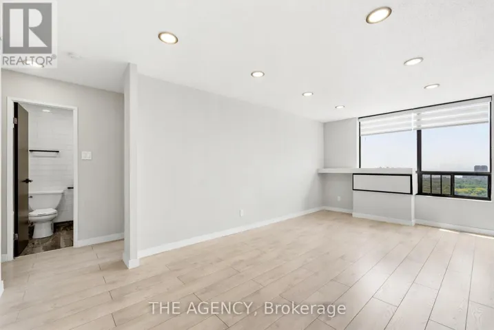 2911A - 2350 DUNDAS STREET W, Toronto (High Park North), Ontario M6P4B1
