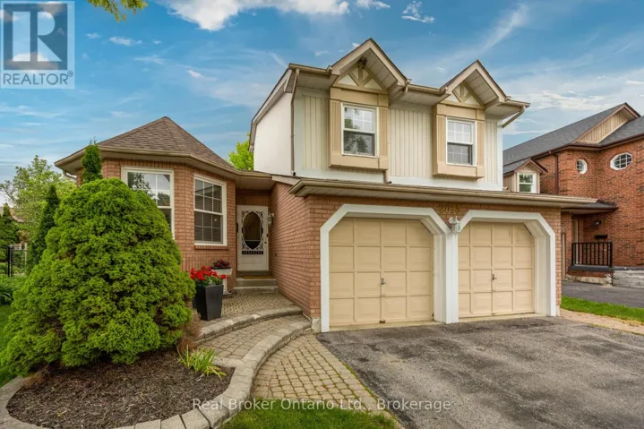 2015 BLAIRWOOD COURT, Pickering (Liverpool), Ontario L1X2S3