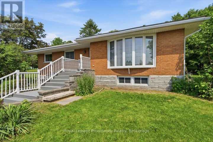 68 RIVERSIDE PARKWAY, Quinte West (Sidney Ward), Ontario K0K2C0