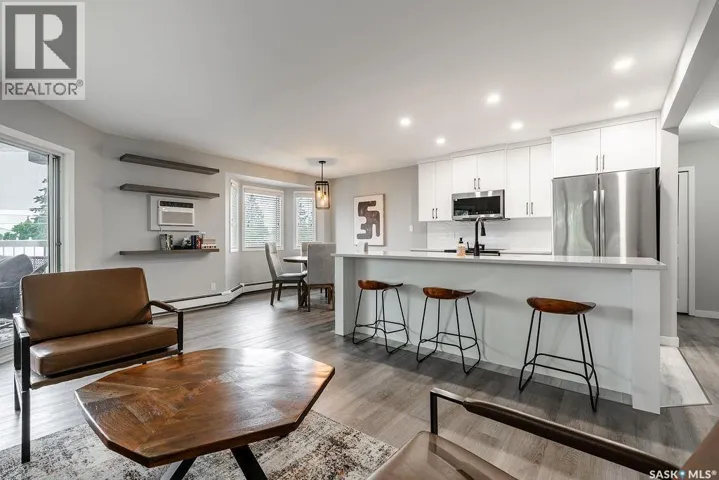 304 1215 Louise AVENUE, Saskatoon, Saskatchewan S7H2P8