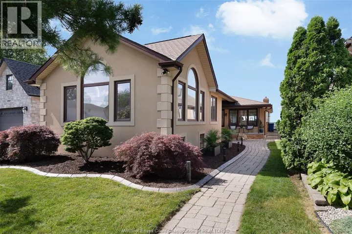 12862 RIVERSIDE, Tecumseh, Ontario N8N1A8