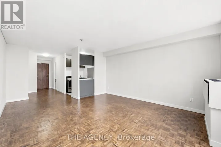 1613B - 2360 DUNDAS STREET W, Toronto (High Park North), Ontario M6P4B2