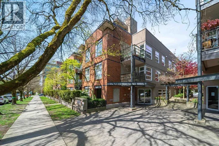 313 2181 W 12TH AVENUE, Vancouver, British Columbia V6K4S8