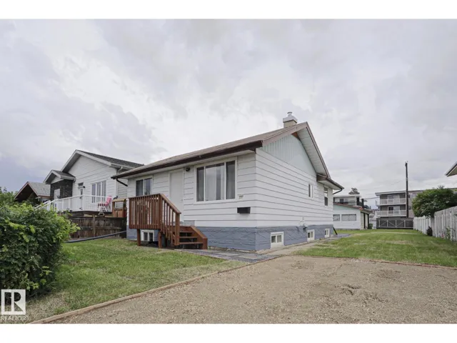 9909 157 ST NW, Edmonton, Alberta T5P2T7