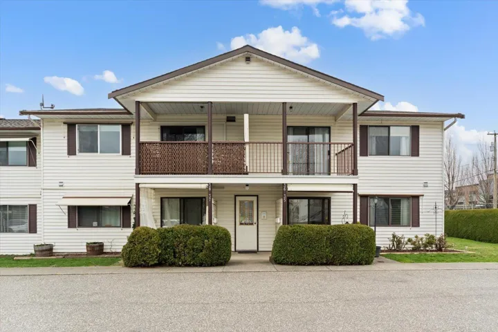 35 7455 HURON STREET, Sardis West Vedder, Chilliwack, British Columbia V2R3T9