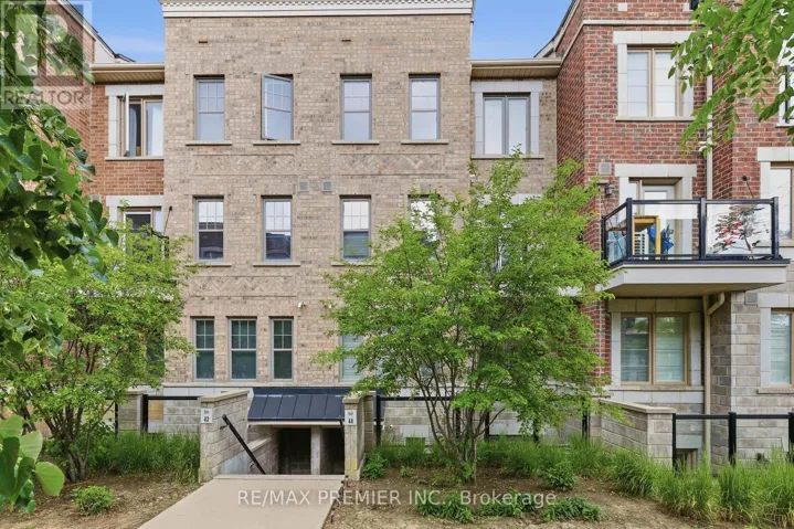 44 - 2315 SHEPPARD AVENUE W, Toronto (Humberlea-Pelmo Park), Ontario M9M0E8