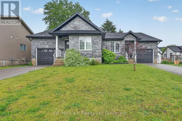 253 CHARLES STREET W, Ingersoll (Ingersoll - South), Ontario N5C2M5