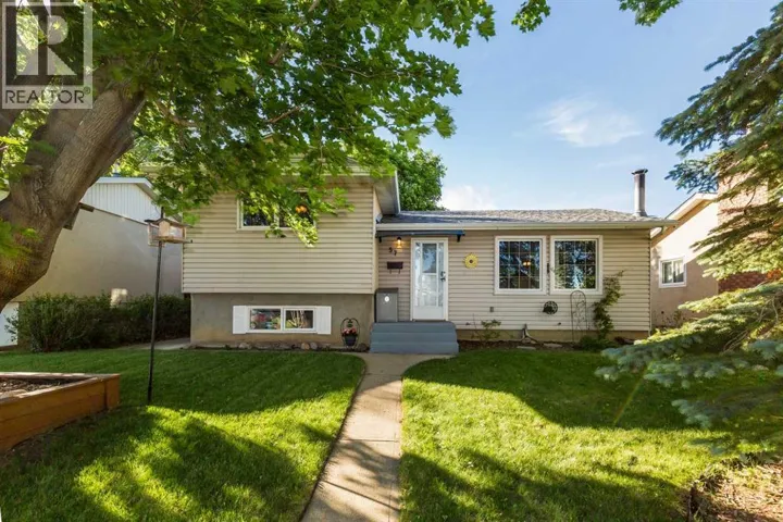 57 Honeysuckle Road N, Lethbridge, Alberta T1H4J7