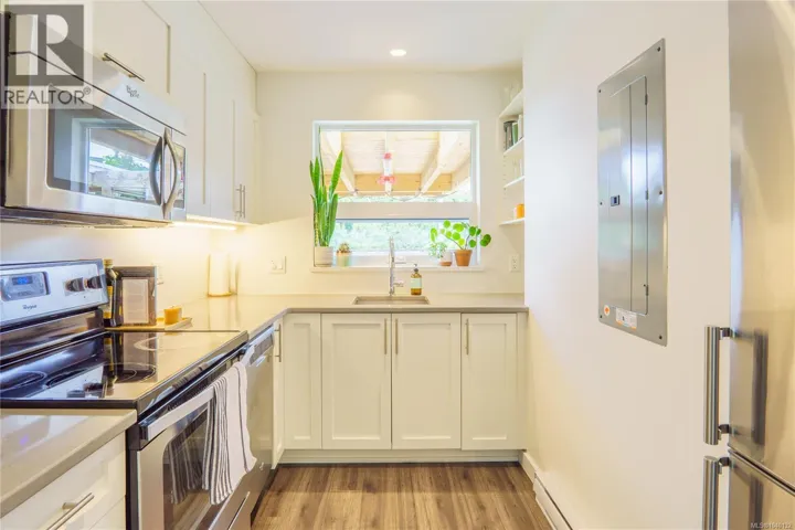 122 605 Gibson St, Tofino, British Columbia V0R2Z0