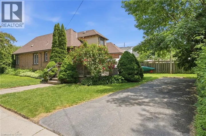 1642 KING Street E, Hamilton, Ontario L8K1T9