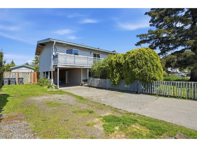 17569 60 AVENUE, Surrey, British Columbia V3S1T9