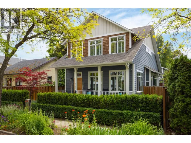 747 & 749 Wilson Avenue, Kelowna, British Columbia V1Y6X8