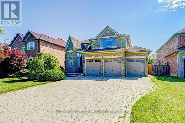 7 FERN AVENUE, Richmond Hill (Langstaff), Ontario L4B3R7