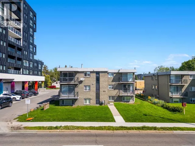 14, 2906 17 Avenue SW, Calgary, Alberta T3E0A9