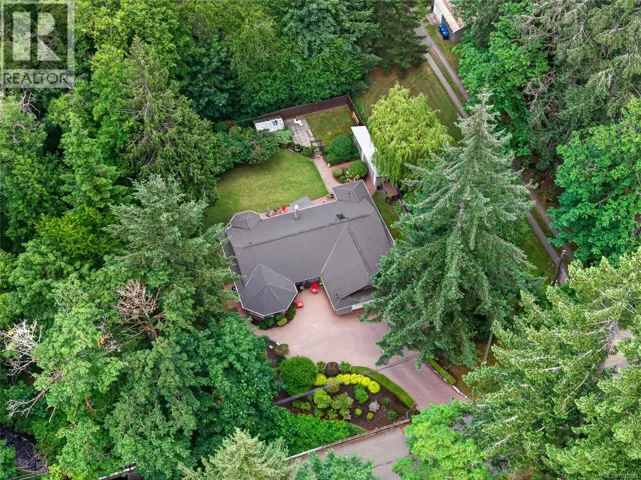 408 Powerhouse Rd, Courtenay, British Columbia V9N9L1