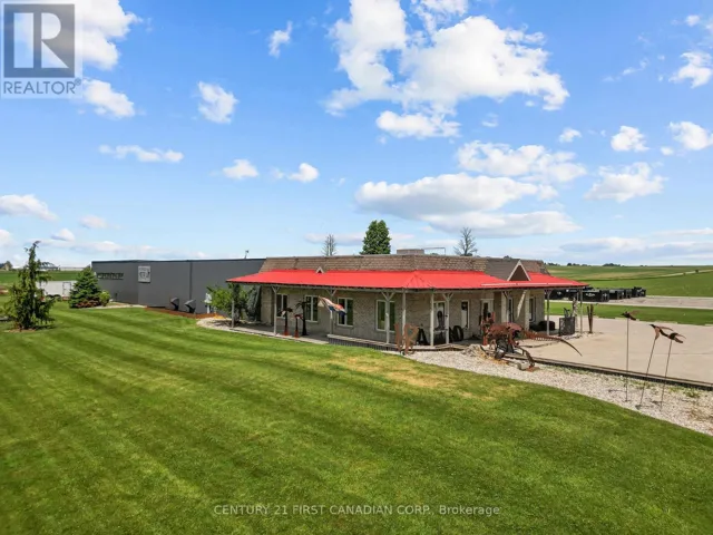 5611 MCGILLIVRAY DRIVE, Lucan Biddulph, Ontario N0M2J0