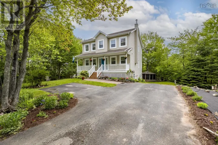 88 Lochmoor Lane, Dartmouth, Nova Scotia B2W6C8