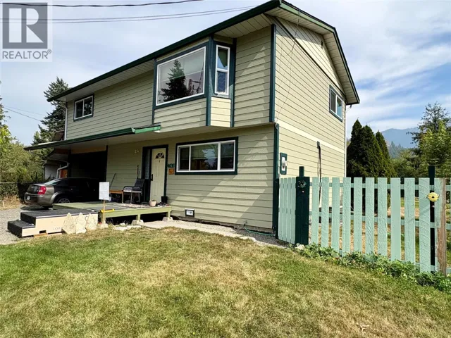 4636 Kivi Crescent Crescent, Barriere, British Columbia V0e1E0