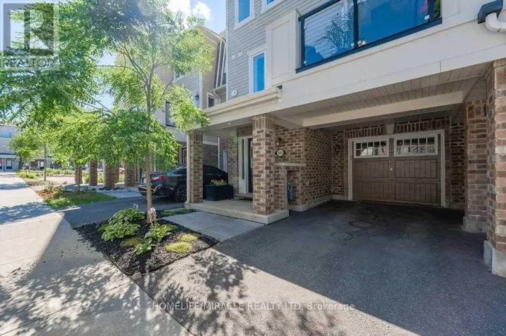 929 APPLE HILL LANE, Kitchener, Ontario N2R0L7