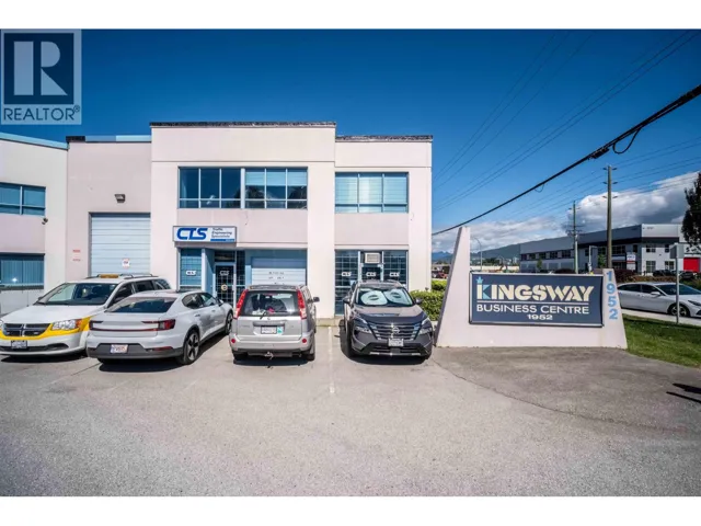 101B 1952 KINGSWAY AVENUE, Port Coquitlam, British Columbia V3C6C2