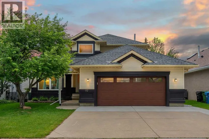 92 Douglas Woods Grove SE, Calgary, Alberta T2Z2H7