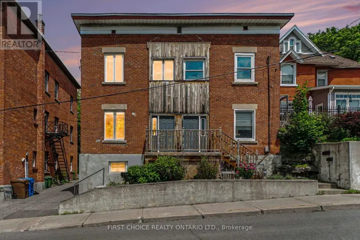 267 BOOTH STREET, Ottawa, Ontario K1R7J5