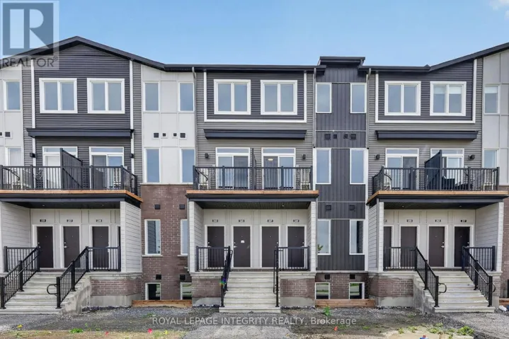 247 LA MARCHE AVENUE, Ottawa, Ontario K1W0Y3