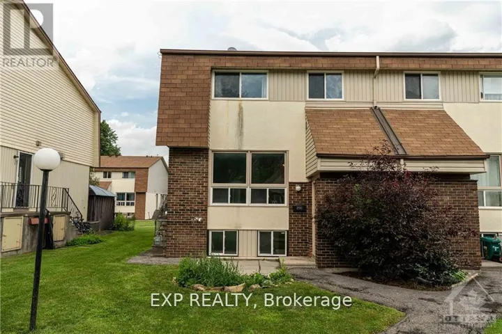 C - 20 FORESTER CRESCENT, Ottawa, Ontario K2H8X9