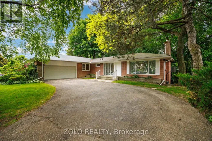 17 HI MOUNT DRIVE, Toronto (Bayview Village), Ontario M2K1X3
