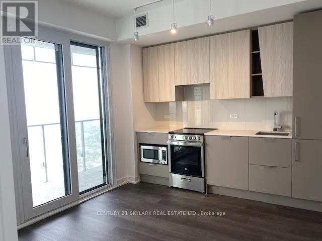 3900 CONFEDERATION PARKWAY, Mississauga (City Centre), Ontario L5B0M3