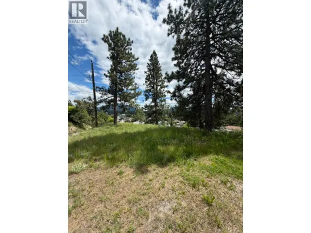 4th Street NW Lot# B, Cranbrook, British Columbia V1C4A3