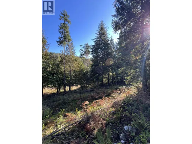13623 LEE ROAD, Garden Bay, British Columbia V0N1S1