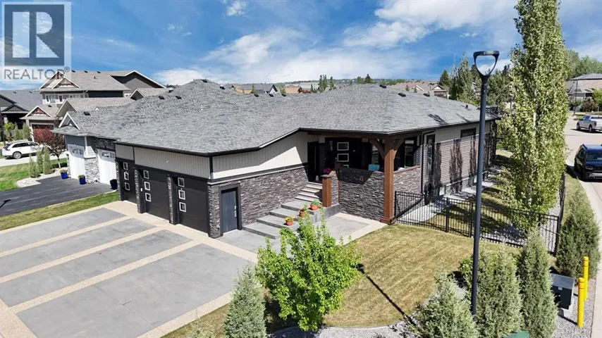 40 Talisman Close, Red Deer, Alberta T4P0T7