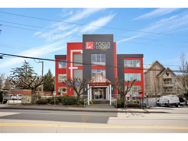 114 13710 94A AVENUE, Surrey, British Columbia V3V1N1