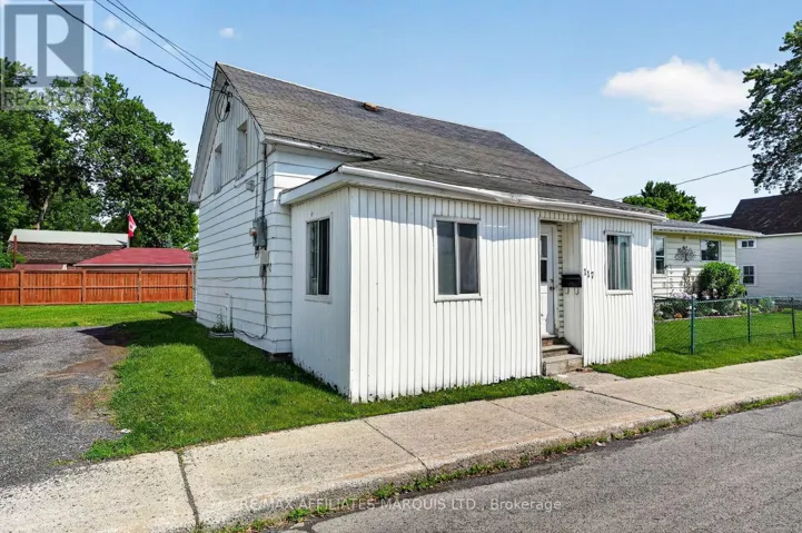 117 SIXTH STREET W, Cornwall, Ontario K6J2W7