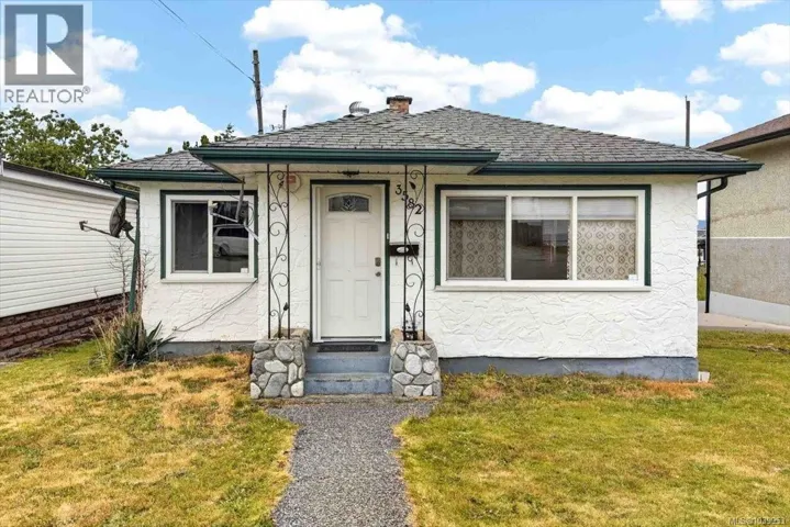 3582 11th Ave, Port Alberni, British Columbia V9Y4Y7
