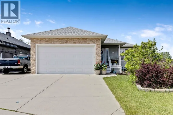 144 Hillcrest Boulevard, Strathmore, Alberta T1P0A3