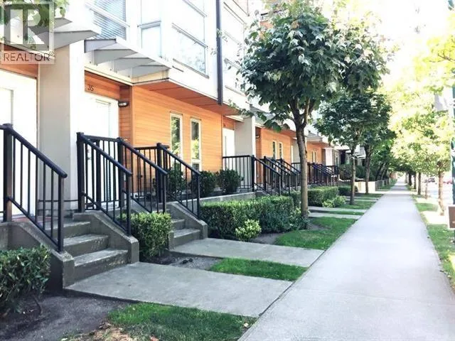 35 638 W 6TH AVENUE, Vancouver, British Columbia V5Z1A3