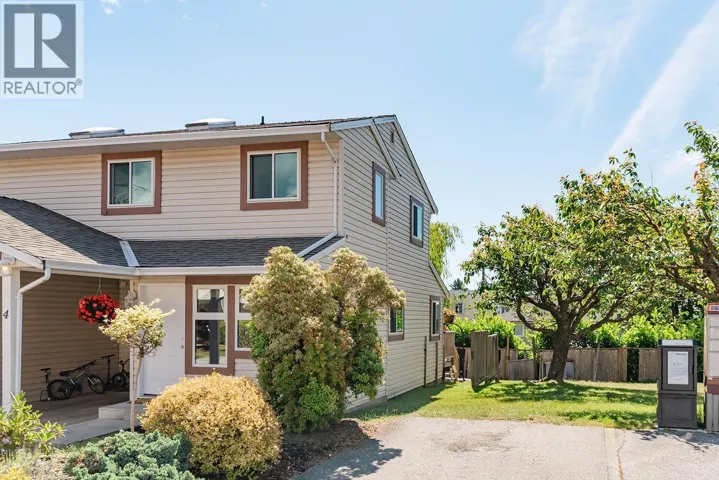 4 765 SCHOOL ROAD, Gibsons, British Columbia V0N1V9