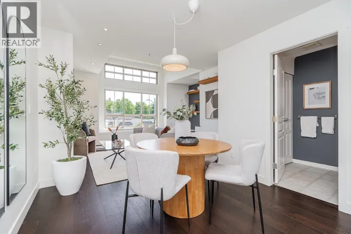 26 2375 W BROADWAY, Vancouver, British Columbia V6K2E6