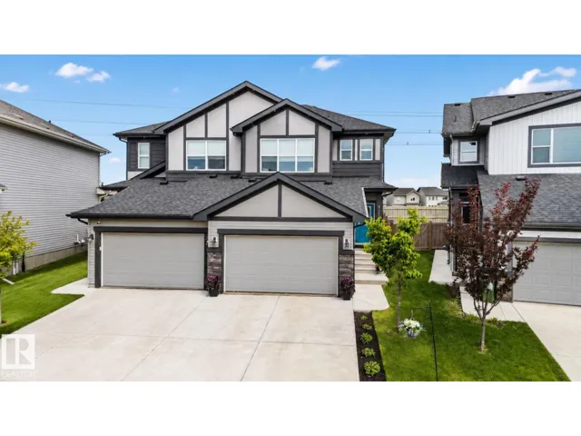 8612 CUSHING PL SW, Edmonton, Alberta T6W3R4