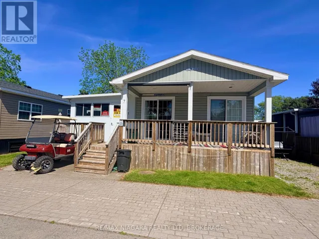 7 HICKORY LANE, Port Colborne (Sherkston), Ontario L0S1R0