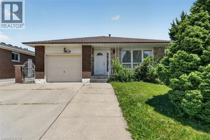 128 HADELAND Avenue, Hamilton, Ontario L9C5Z9
